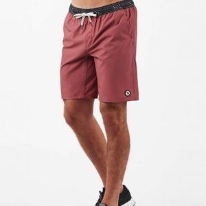 Vuori Shorts